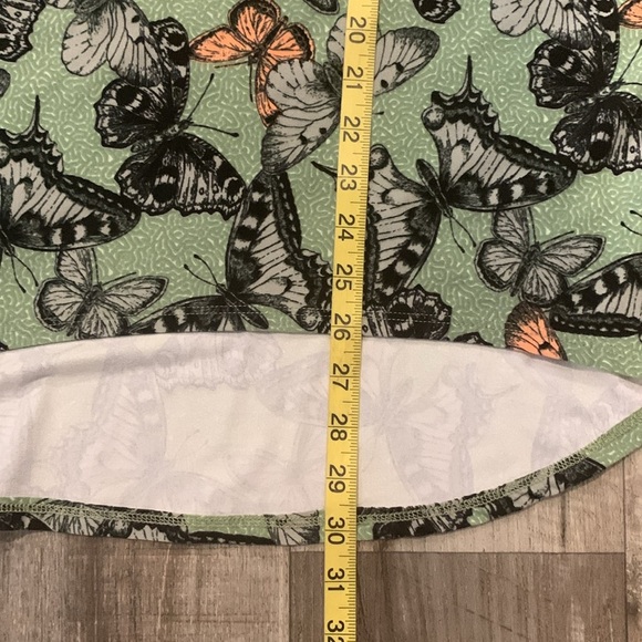 LuLaRoe XXS Oversized Irma Sage Green Butterfly Passion Tee - Picture 6 of 9